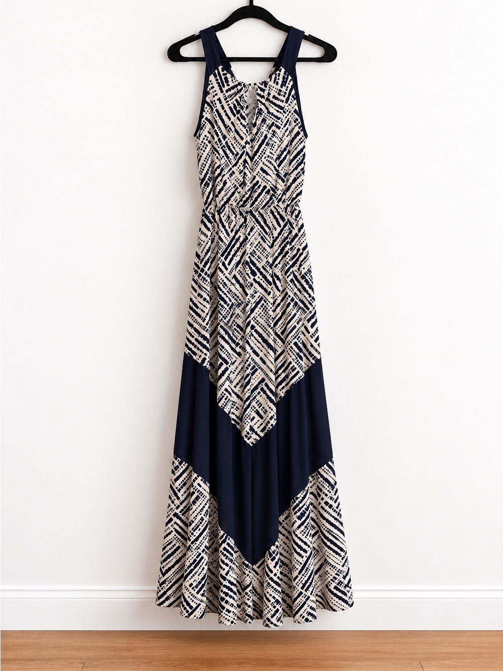 Vince Camuto Navy and Cream Geometric Maxi Dress